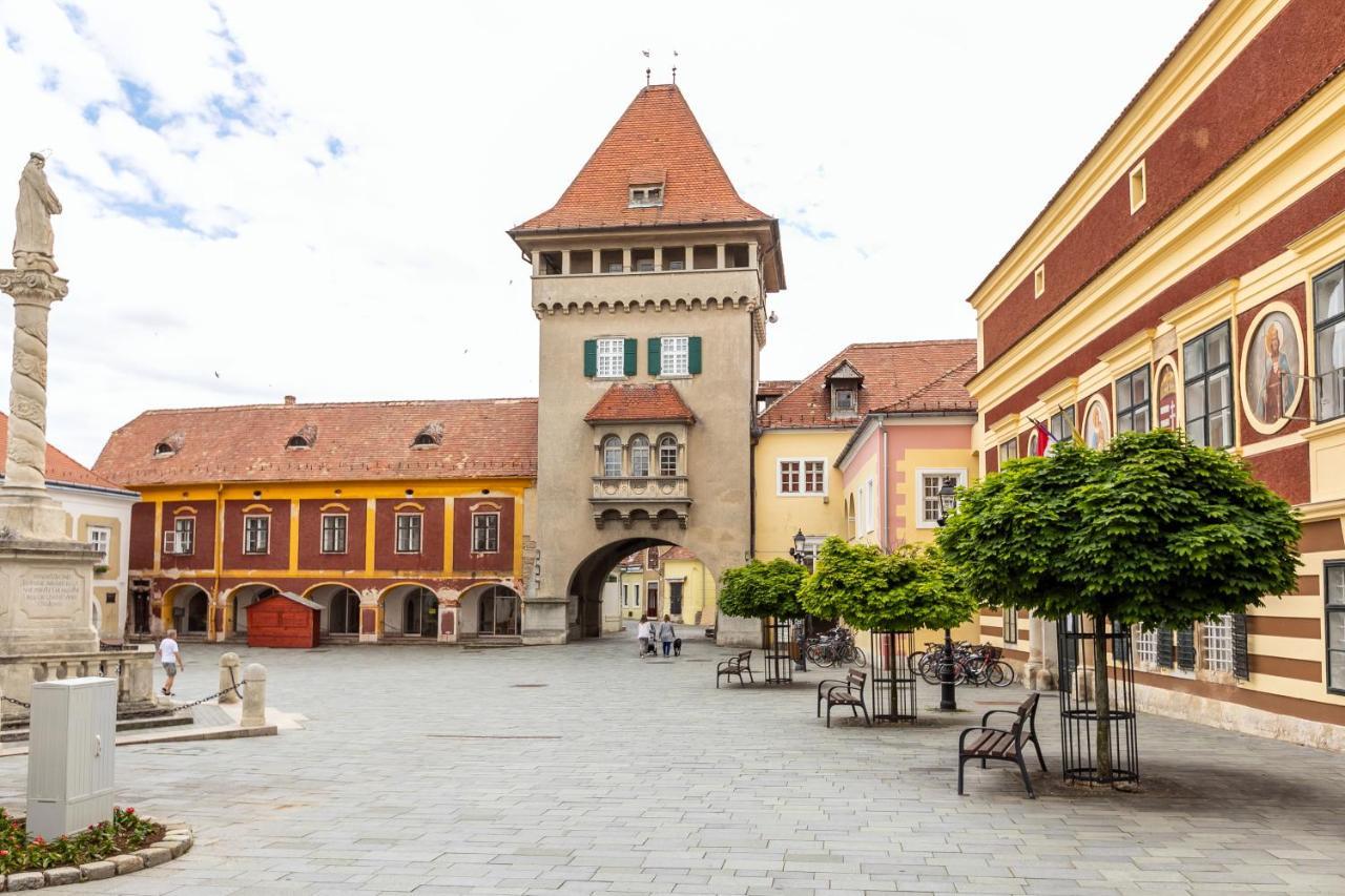 Benedict Hotel Kőszeg Exterior foto